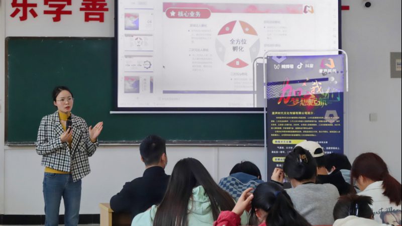 影视后期剪辑软件：易用性与功能性的平衡之道